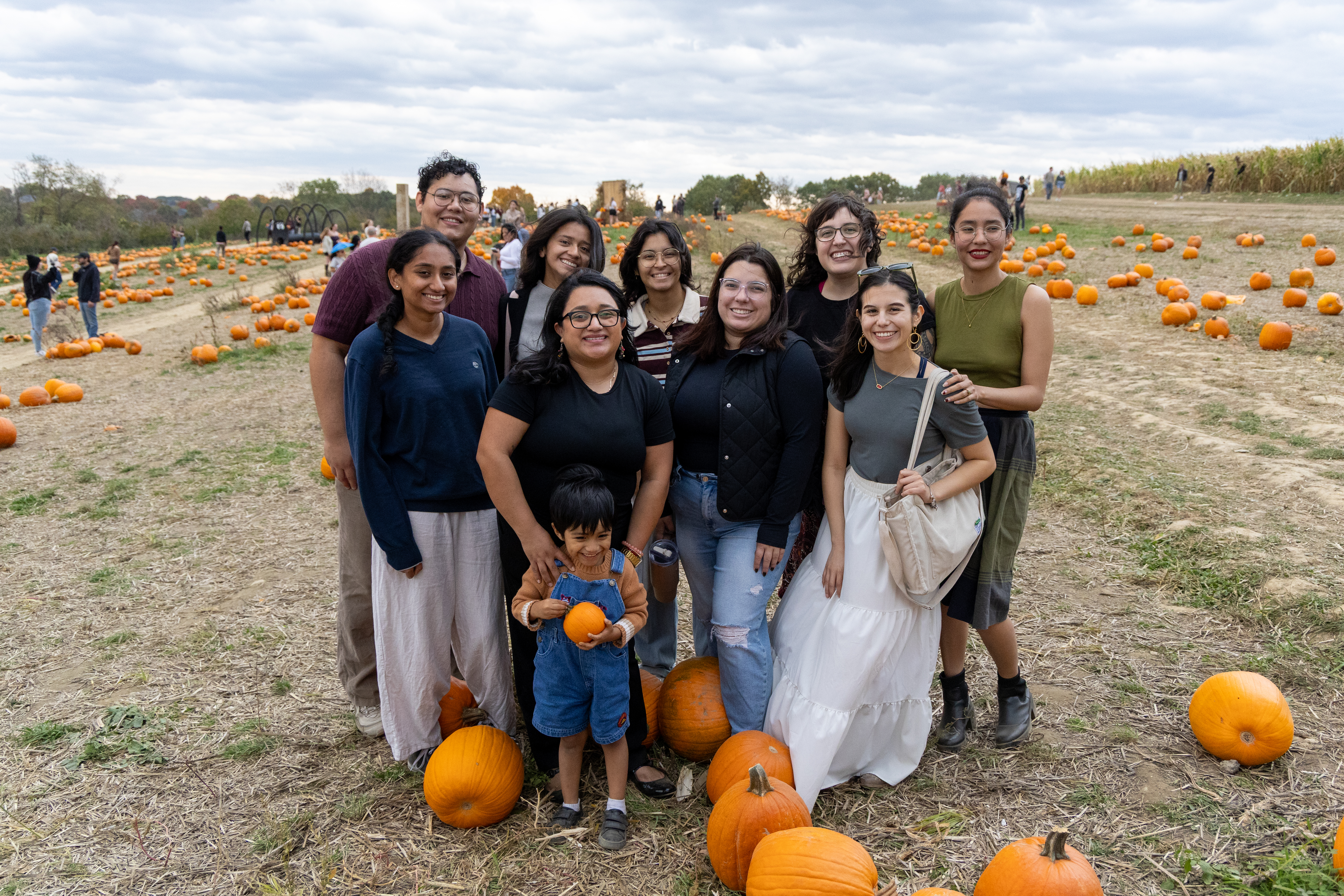 Group portrait photographed by Oros Photography in Pittsburgh